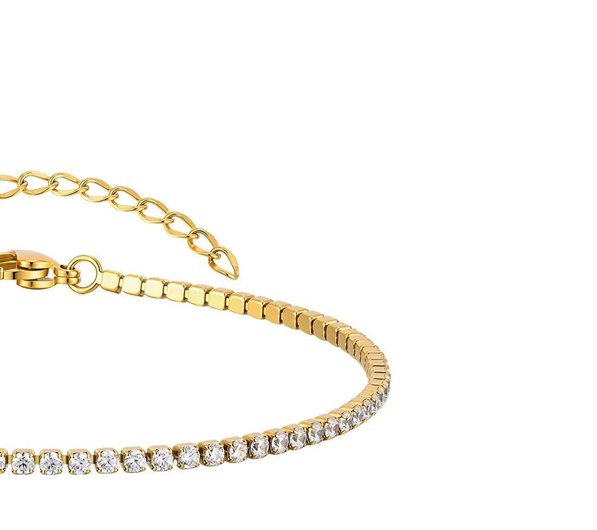 Gold-plated tennis anklet with 2mm clear cubic zirconia stones and extender chain