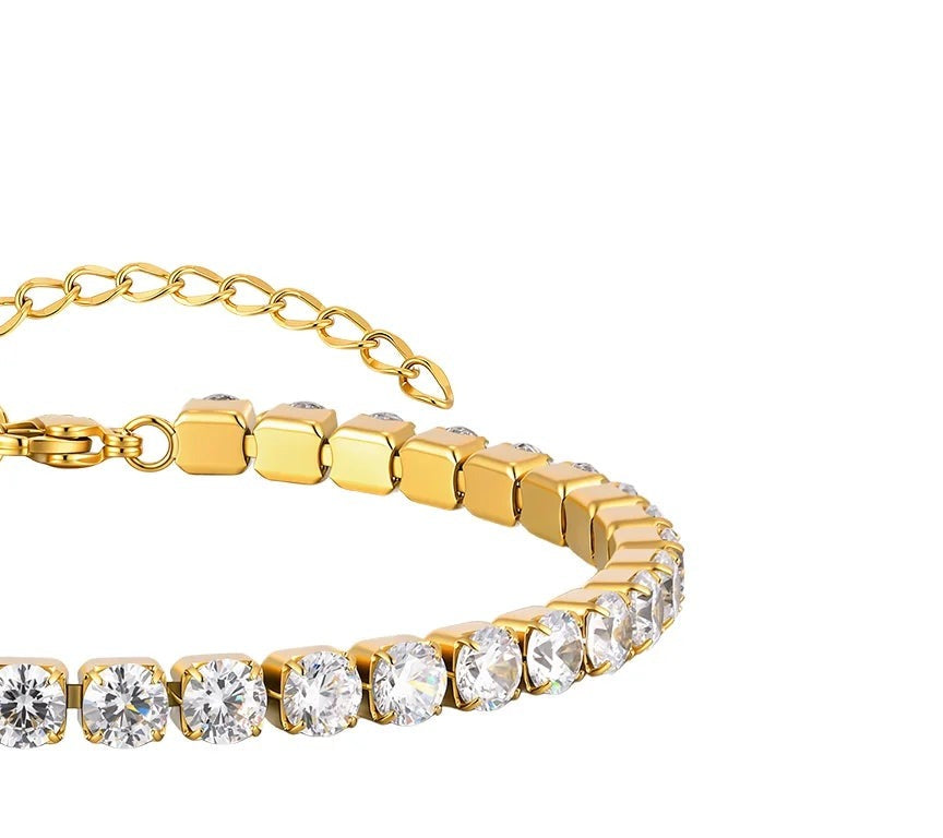 Gold-plated tennis anklet with 5mm clear cubic zirconia stones and extender chain